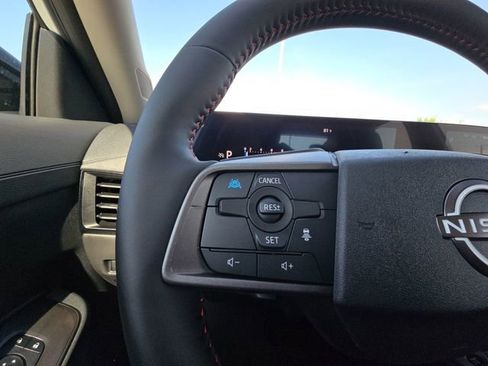 New 2026 Nissan Sentra SR FWD image 11