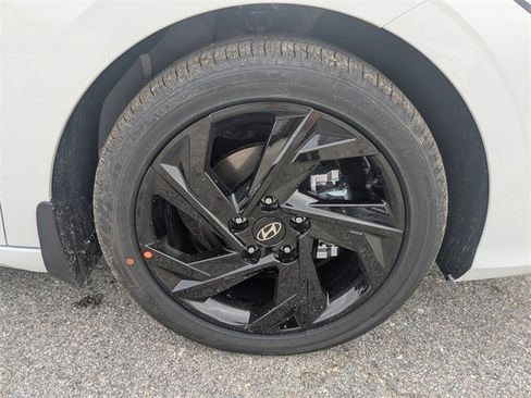 New 2026 Hyundai Elantra SEL Sport image 10