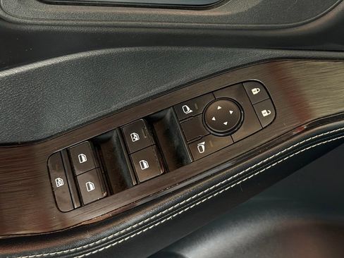 Used 2024 Nissan Rogue SV FWD image 21