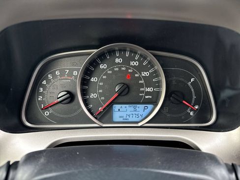 Used 2013 Toyota RAV4 LE FWD image 15