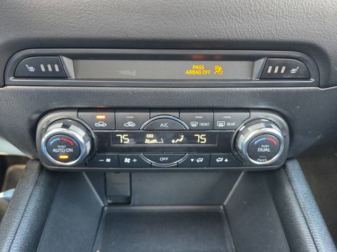 Used 2017 MAZDA CX-5 Touring w/ Preferred Equipment Package image 11