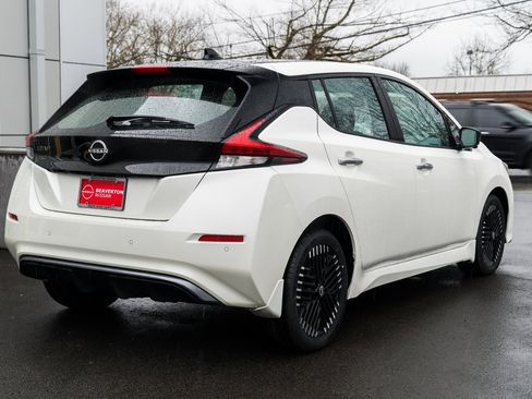 Used 2023 Nissan Leaf SV Plus image 6