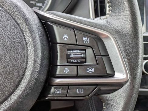 Used 2024 Subaru Forester Premium AWD/4WD image 32