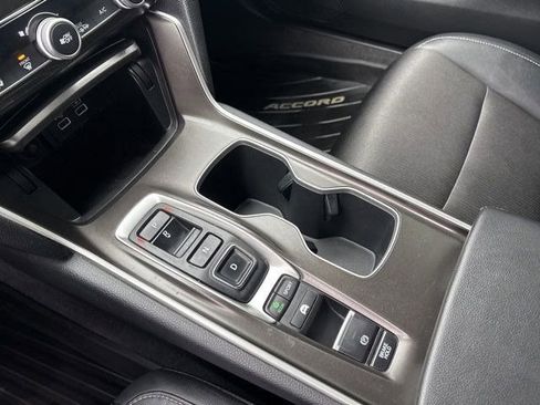 Used 2022 Honda Accord Sport image 26