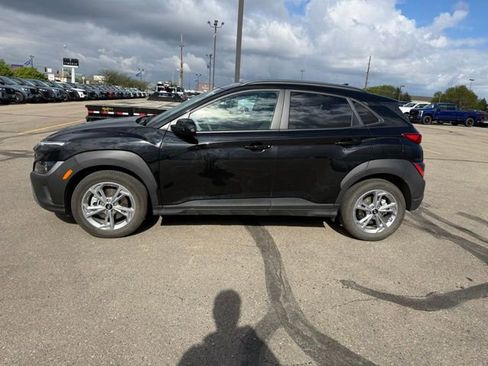 Used 2023 Hyundai Kona SEL w/ Cargo Package AWD/4WD image 7