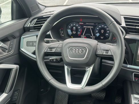 Used 2025 Audi Q3 2.0T Premium w/ Convenience Package image 13