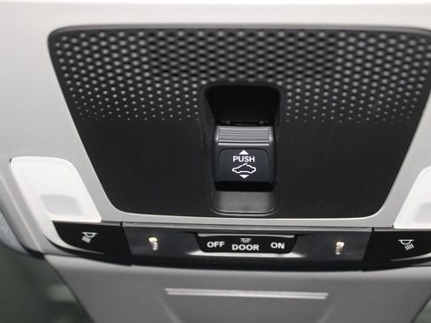 Certified 2026 Acura Integra FWD image 31