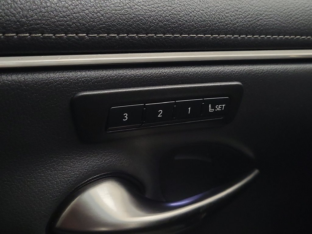 Used 2020 Lexus ES 350 w/ Accessory Package 2 FWD image 16