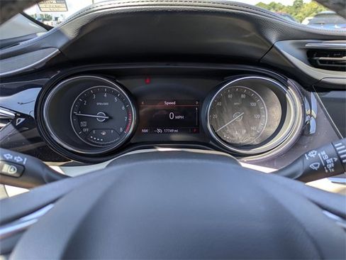 Used 2023 Buick Encore GX Select image 18