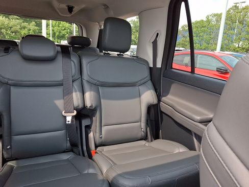 New 2027 Ford Expedition Max Active AWD/4WD image 12