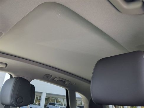 Used 2023 Audi Q5 2.0T Premium w/ Convenience Package image 21