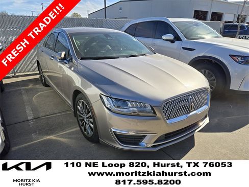 Used 2019 Lincoln MKZ Reserve image 1