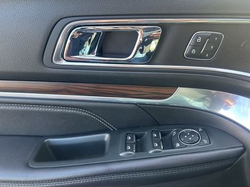 Used 2018 Ford Explorer Limited w/ Equipment Group 301A image 16