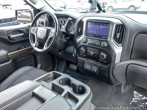 Used 2021 Chevrolet Silverado 1500 LT AWD/4WD image 25