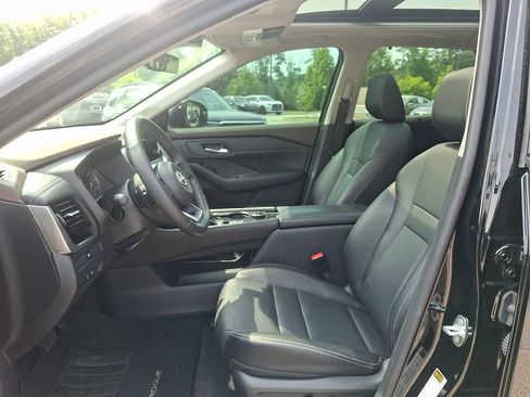 Used 2023 Nissan Rogue SL w/ SL Premium Package AWD/4WD image 13