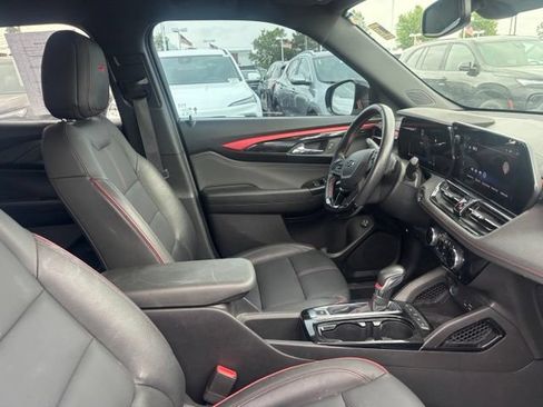 Used 2024 Chevrolet TrailBlazer RS w/ Convenience Package AWD/4WD image 15