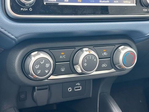 New 2025 Nissan Versa SV w/ Trunk Package image 19