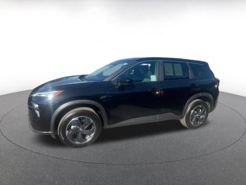 Used 2025 Nissan Rogue SV image 8