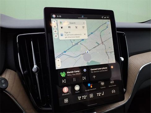 New 2026 Volvo XC60 B5 Plus w/ Protection Package Premier image 18