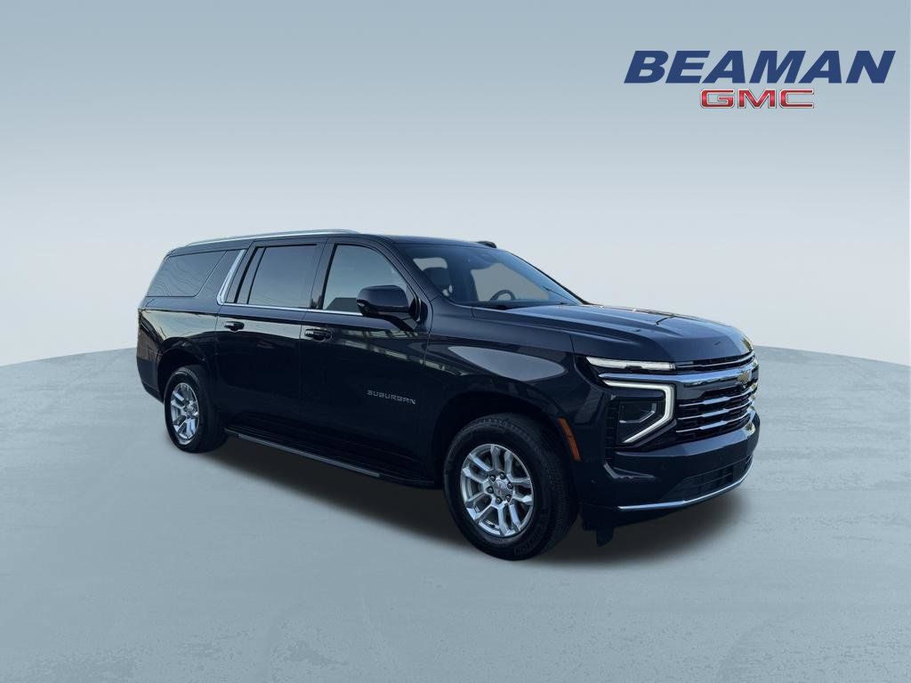 Used 2025 Chevrolet Suburban LT AWD/4WD 360° Tour