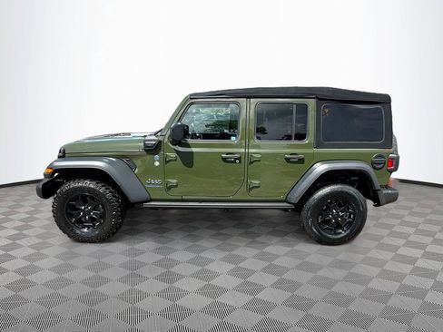 Used 2023 Jeep Wrangler Unlimited w/ Cold Weather Group image 9