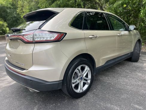Used 2018 Ford Edge Titanium w/ Ford Safe & Smart Package FWD image 6