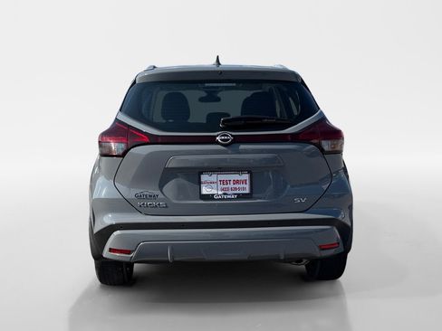 Used 2023 Nissan Kicks SV FWD image 4