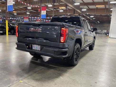 Used 2020 GMC Sierra 1500 Elevation w/ Elevation Value Package AWD/4WD image 5