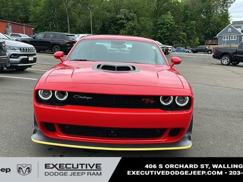 Used 2023 Dodge Challenger R/T Scat Pack RWD image 3
