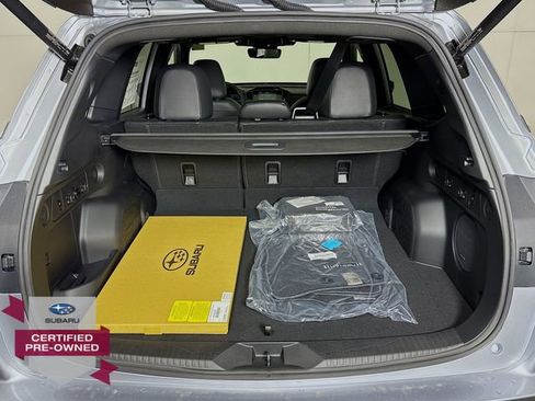 Used 2025 Subaru Forester Limited image 27