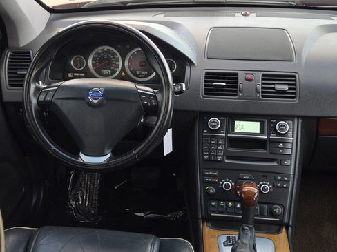Used 2013 Volvo XC90 3.2 image 26