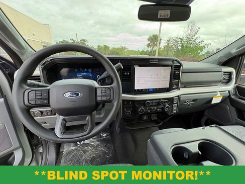 New 2026 Ford F250 XLT w/ XLT Premium Package AWD/4WD image 7
