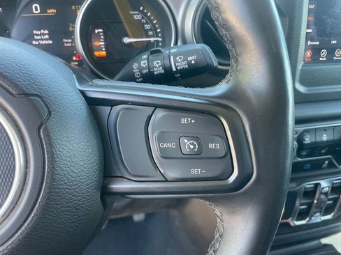 Used 2023 Jeep Wrangler Unlimited w/ Cold Weather Group AWD/4WD image 17