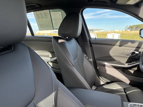 Certified 2024 BMW 330i Sedan image 35