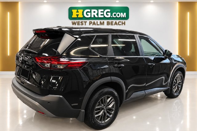 Used 2023 Nissan Rogue S FWD image 6