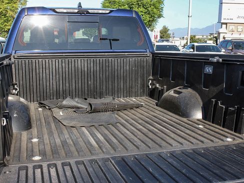 Used 2022 Toyota Tundra Limited w/ TRD Off-Road Package AWD/4WD image 25