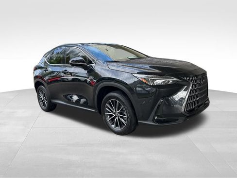 Used 2023 Lexus NX 250 FWD w/ Towing Package (2000 Lbs) image 2
