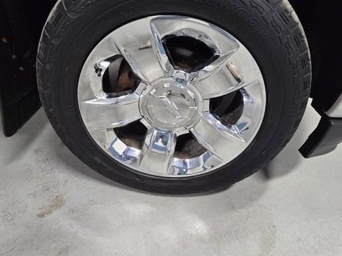 Used 2017 Chevrolet Silverado 1500 High Country image 50