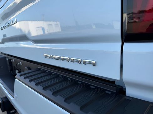 New 2026 GMC Sierra 2500 Denali Ultimate AWD/4WD image 44