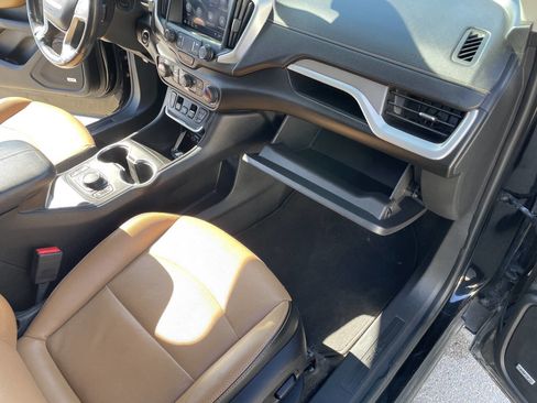 Used 2020 GMC Terrain SLT w/ Preferred Package AWD/4WD image 35