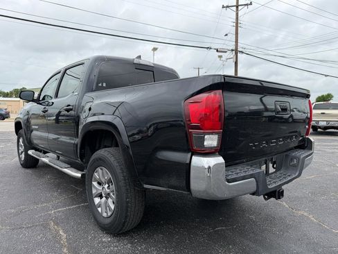 Used 2018 Toyota Tacoma SR5 image 7
