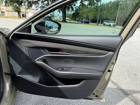 Used 2024 MAZDA MAZDA3 s image 20