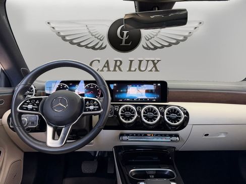 Used 2023 Mercedes-Benz CLA 250 w/ Premium Package image 10