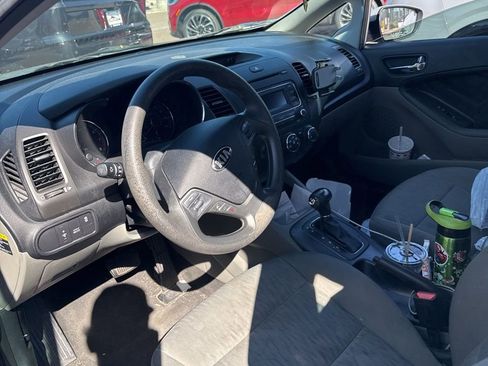 Used 2016 Kia Forte LX image 3