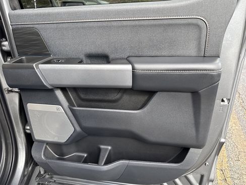 Used 2024 Ford F150 Lightning Lariat image 16