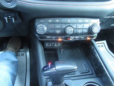 Used 2024 Dodge Durango R/T AWD/4WD image 31