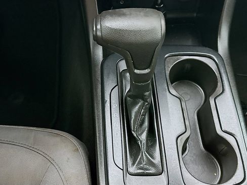 Used 2019 Chevrolet Colorado W/T w/ WT Convenience Package RWD image 16