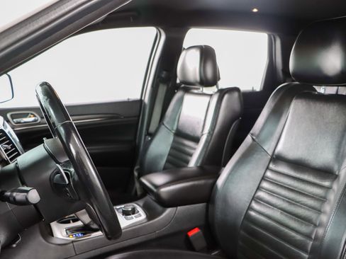Used 2019 Jeep Grand Cherokee Limited X AWD/4WD image 23