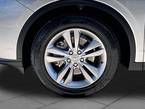 Certified 2025 Acura MDX SH-AWD image 11