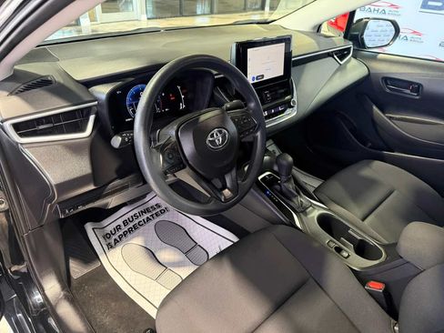 Used 2026 Toyota Corolla LE FWD image 25